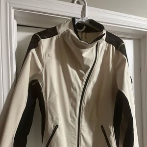 Lululemon jacket!!